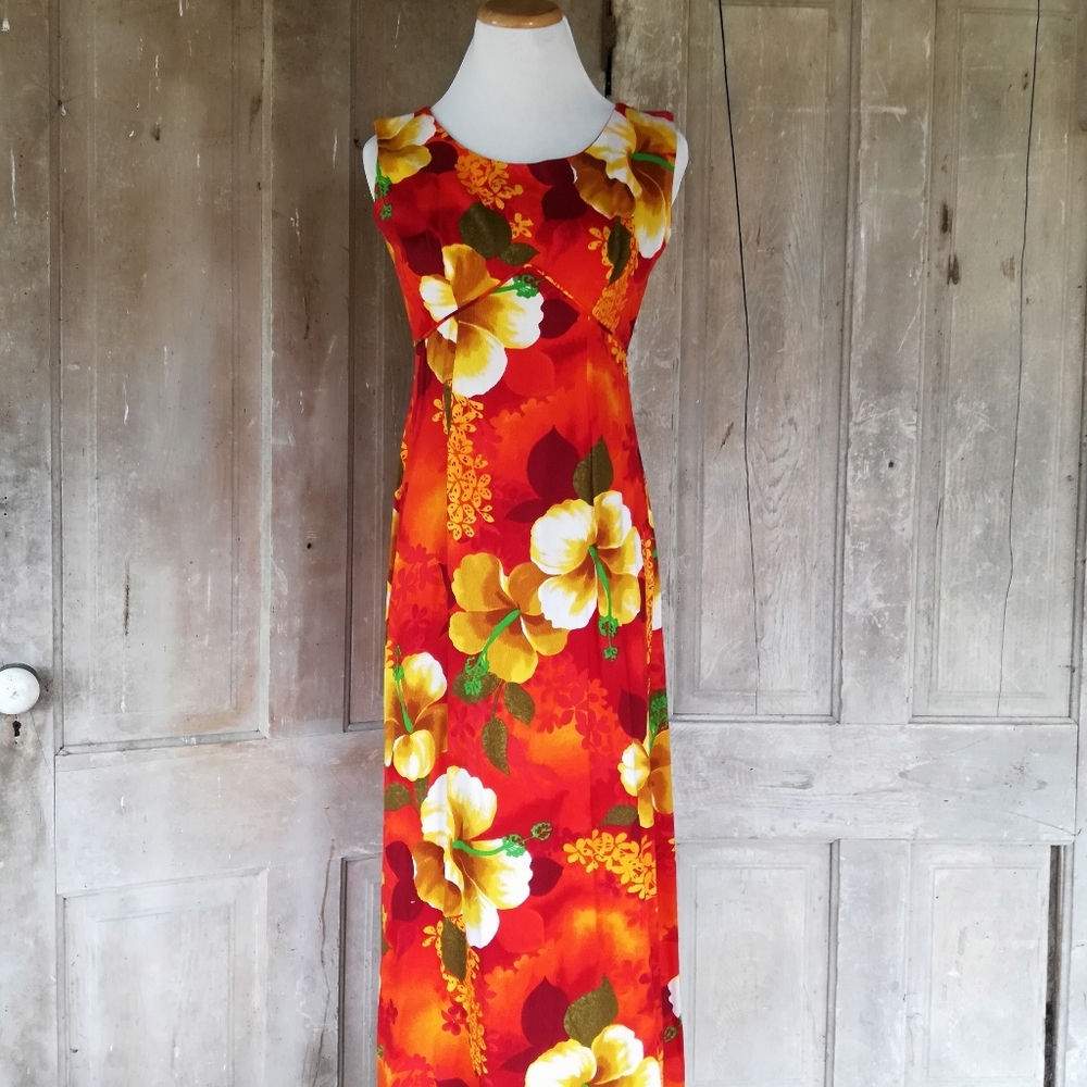 Vintage Royal Hawaiian Gown